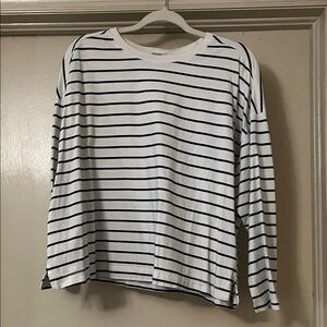 Old Navy White and Navy Striped Long Sleeve Tee